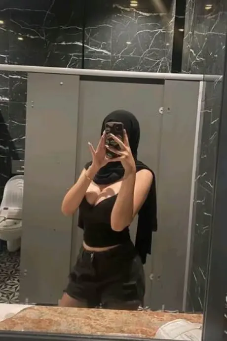 Beyoğlu Escort Sıla Fotoğrafı (2)